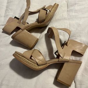 Size 8 women block heel